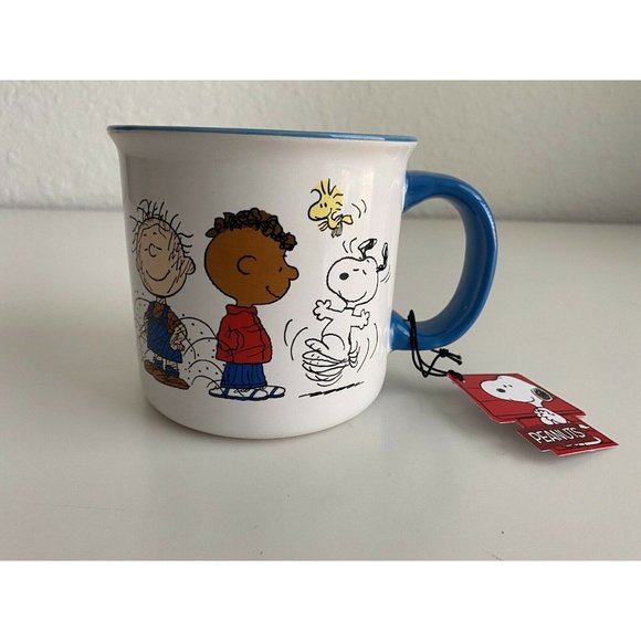 Snoopy Peanuts Gang Squad Classic Mug Cup Charlie Brown Lucy Linus Woodstock NEW - Picture 1 of 8